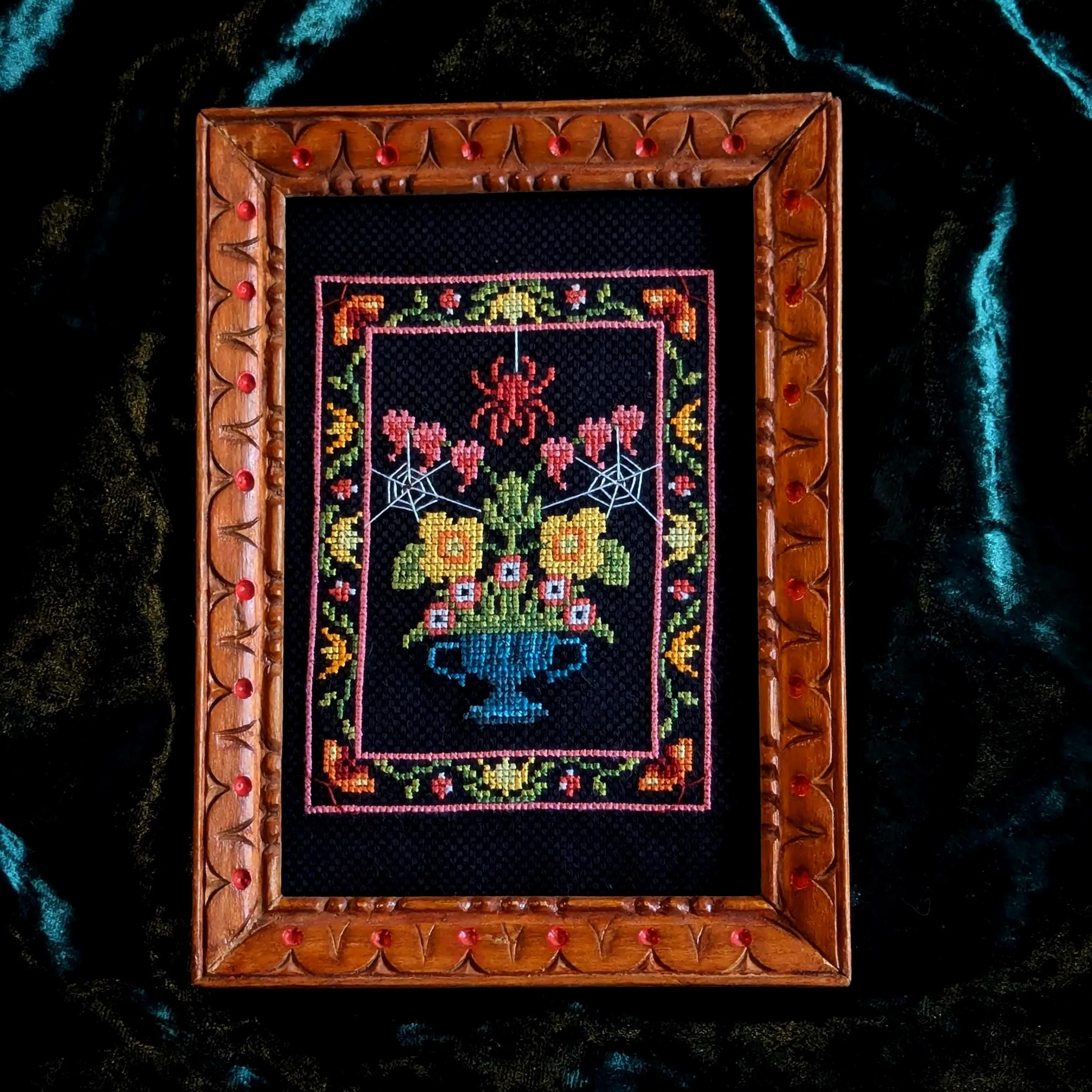 Webs cross-stitch pattern