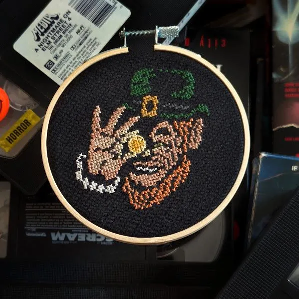 Mini Leprechaun cross-stitch pattern — view 4